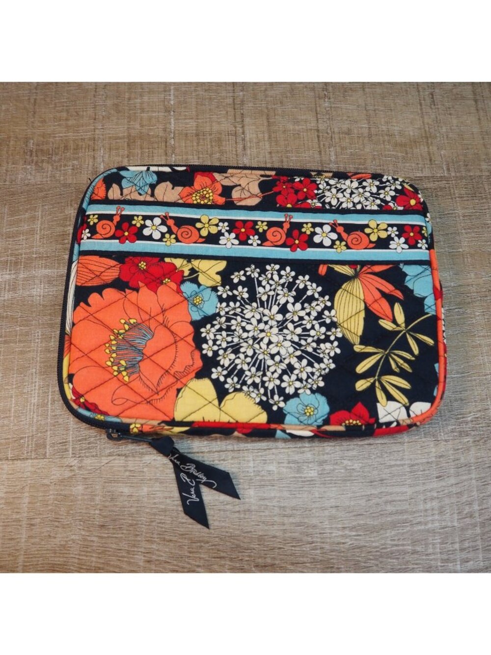 Vera Bradley 9"x7" Quilted Mini Tablet E Reader Happy Snails Floral Zipper Case